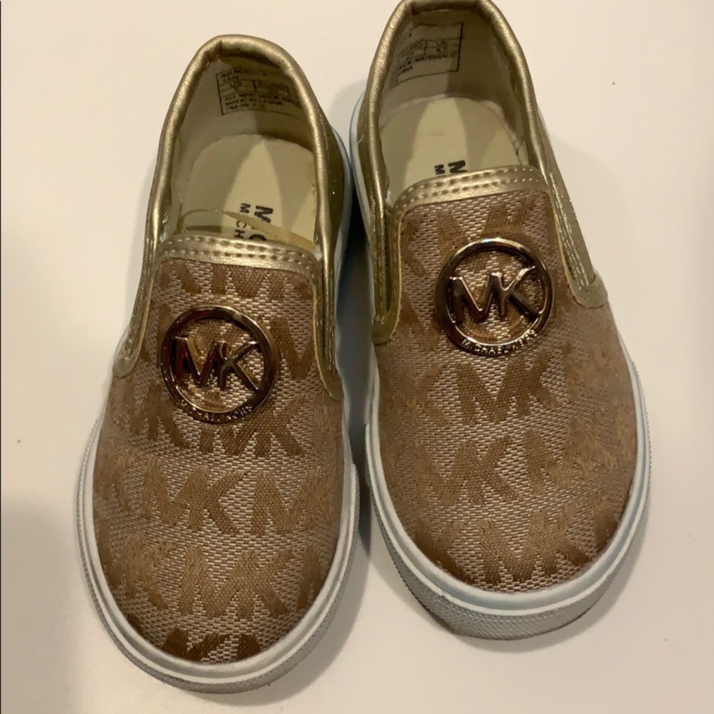 Michael kors sneakers size 5 baby